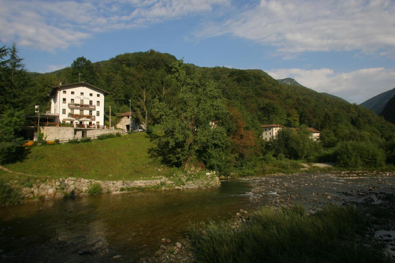 Albergo Alla Trota Pulfero Kültér fotó